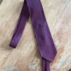 Brooks Brothers Blue Red Silk Patterned Men's Tie